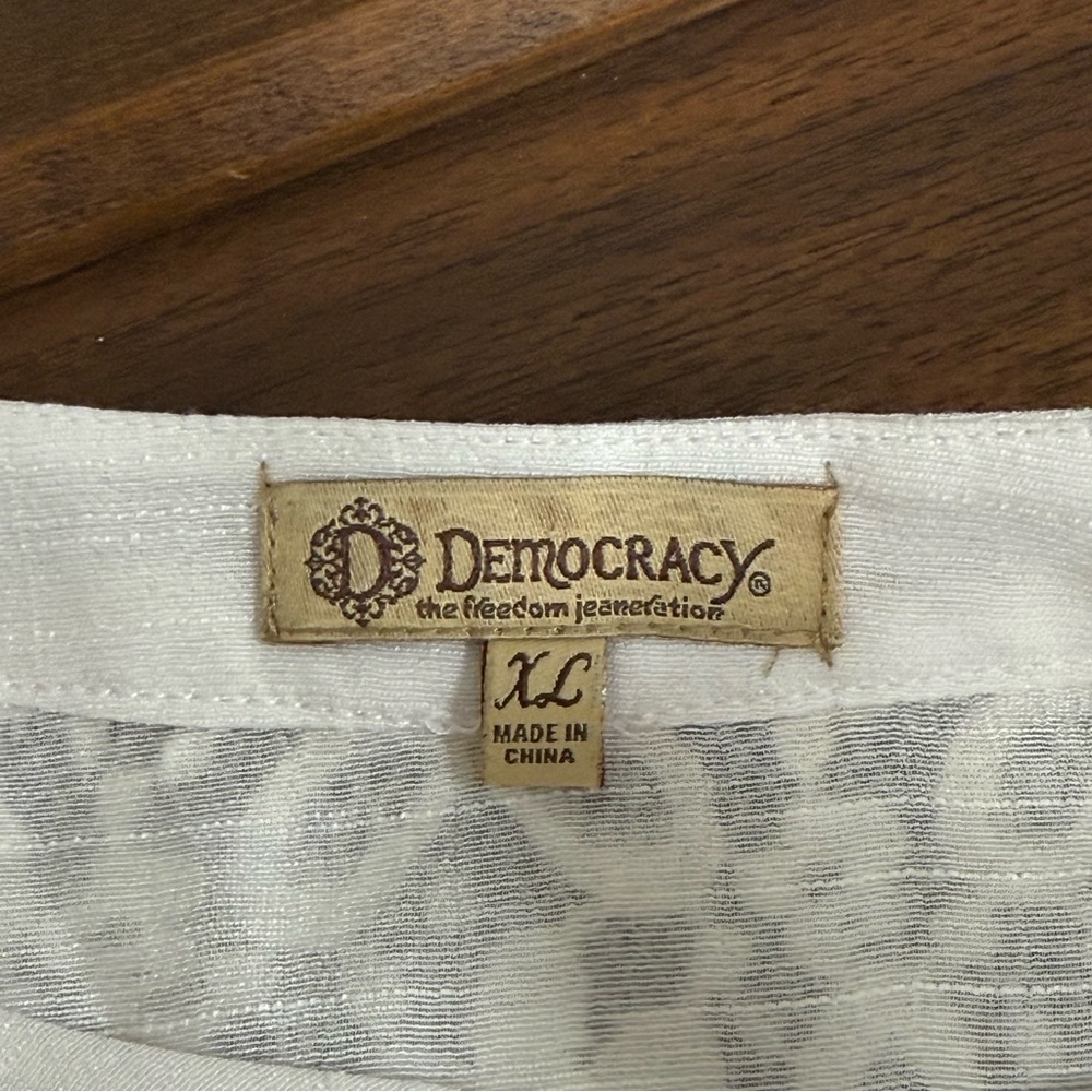 Democracy Cream Lace Yoke Button Front Blouse Top XL Boho Chic Lightweight - Picture 5 of 8
